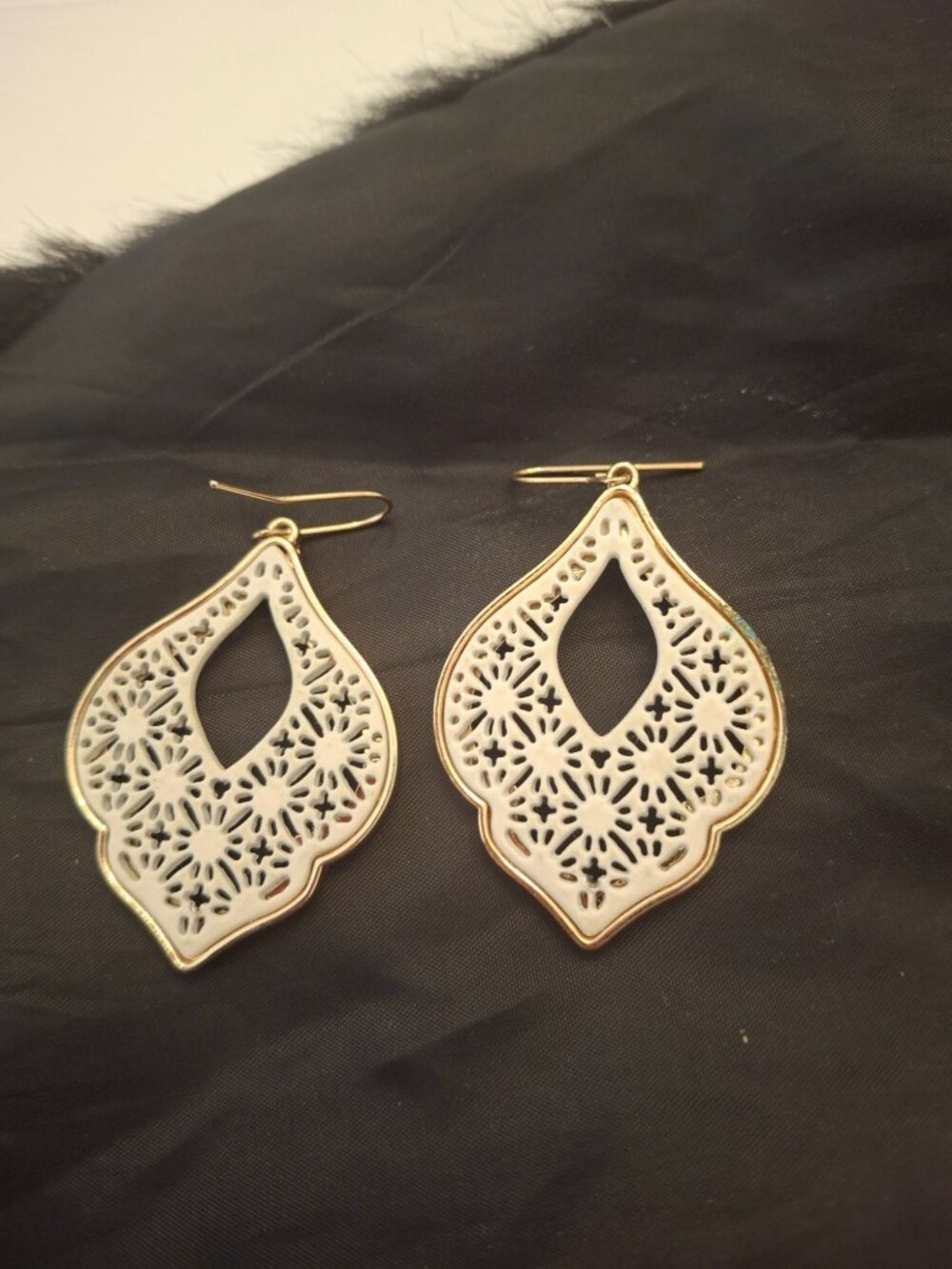 Gold Tone White Filigree Teardrop Dangle Earrings Boho Moroccan Statement Drop